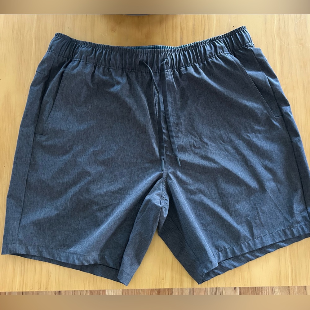 Eddy BauerMen's Grayish/blueish Casual Shorts